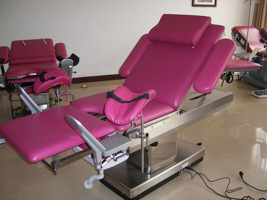 Hospital Operating Table Multifunction Electric Obstetric Table Linak Motor